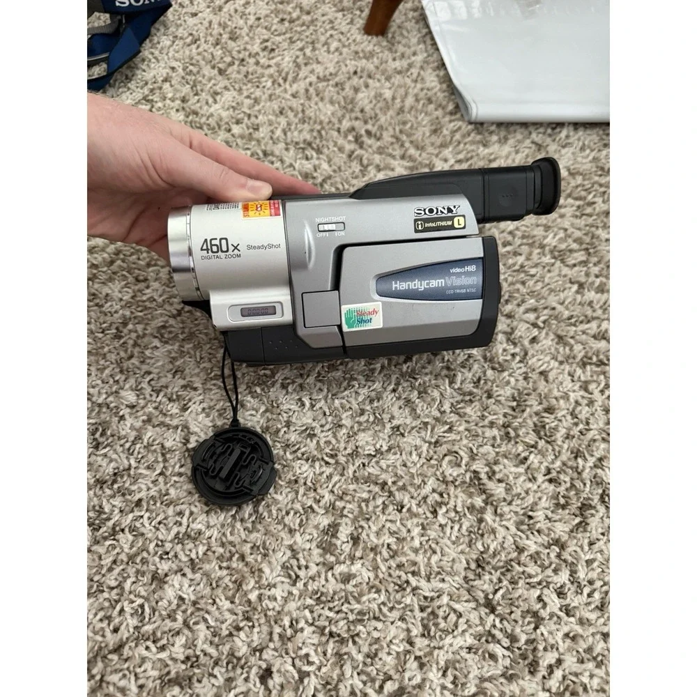 Sony Handycam CCD-TRV68 Hi-8 Analog Camcorder w/ Charger + Case + Bundle TESTED